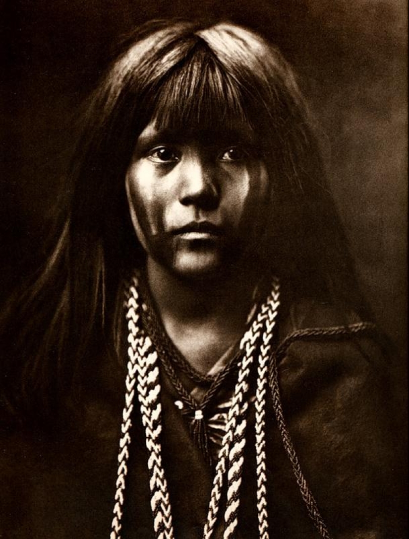 What do North American Indian women look like What do North American Indian women look like
