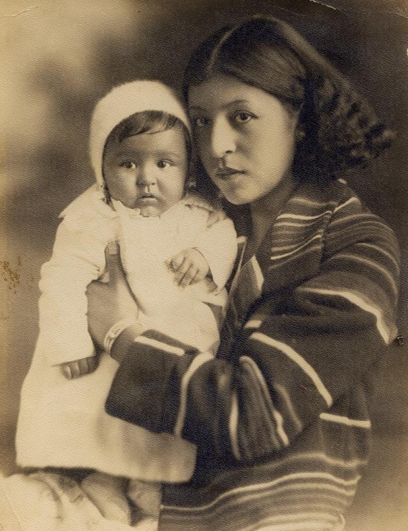 What do North American Indian women look like What do North American Indian women look like