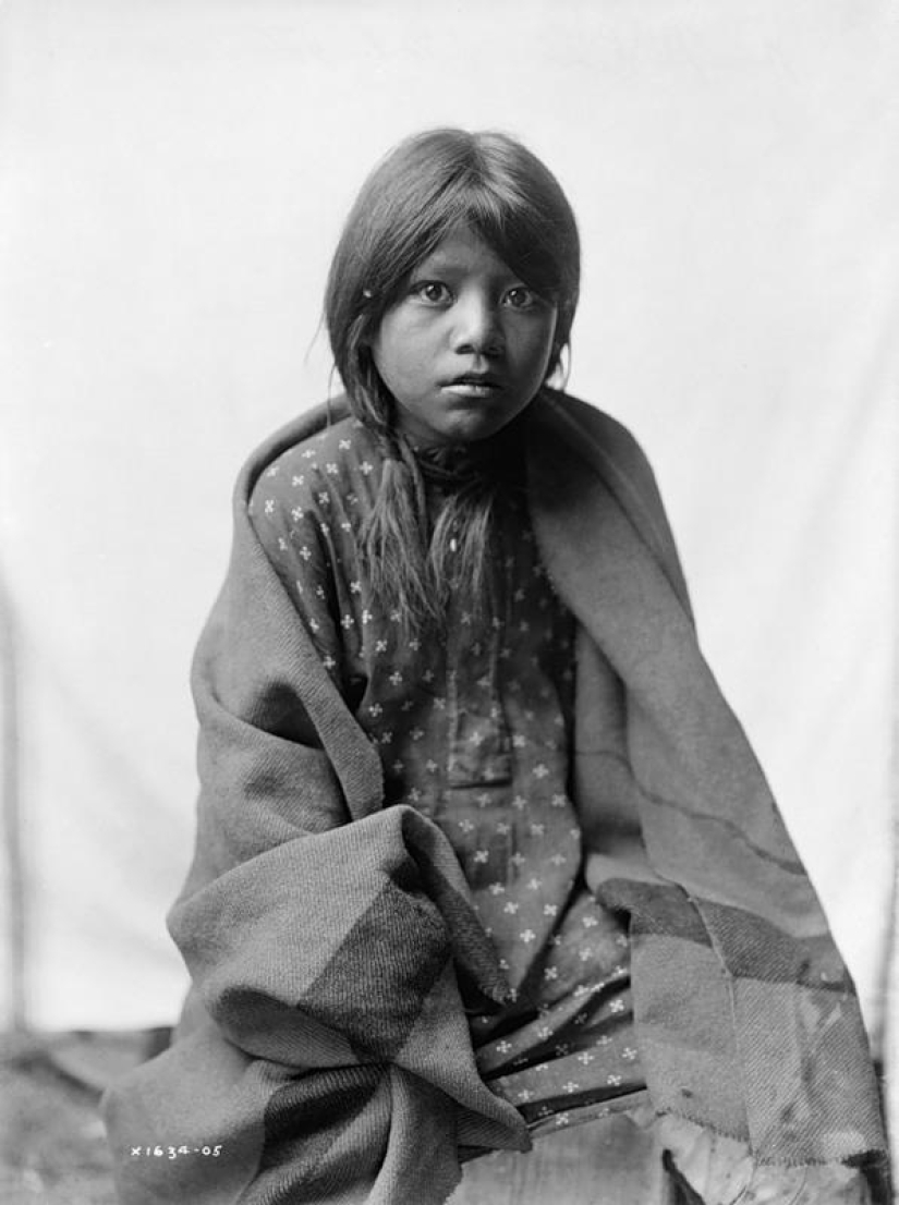 What do North American Indian women look like What do North American Indian women look like