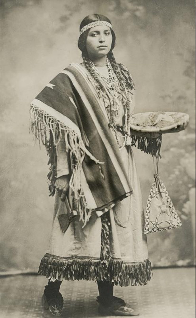 What do North American Indian women look like What do North American Indian women look like