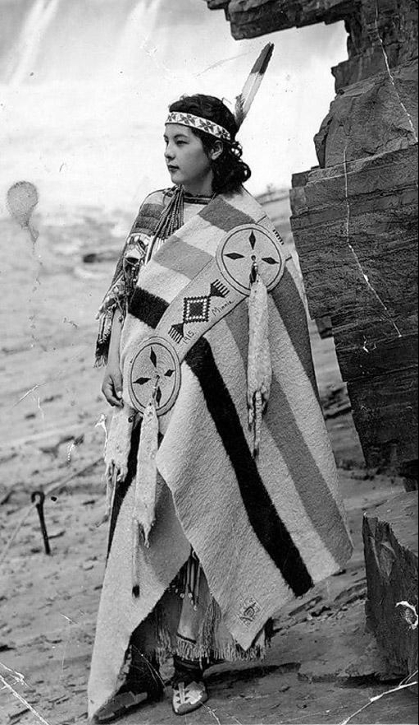 What do North American Indian women look like What do North American Indian women look like