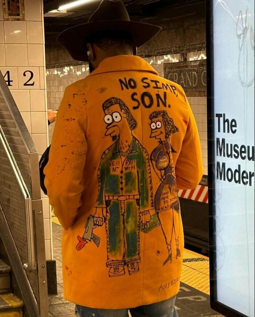 “What New York Wears”: 26 NYC Locals That Weren’t Afraid To Experiment With Their Fashion