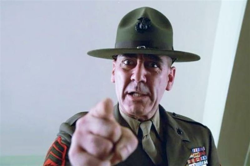 Why do US Army sergeants constantly yell at recruits Why do US Army sergeants constantly yell at recruits