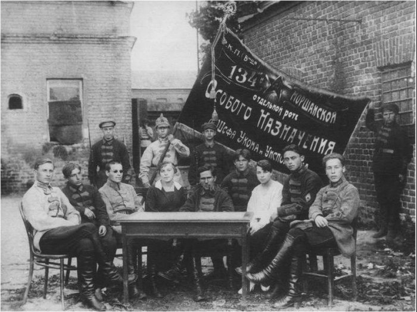 Why the Tambov peasants impaled Bolshevik Sophia gehlberg Why the Tambov peasants impaled Bolshevik Sophia gehlberg