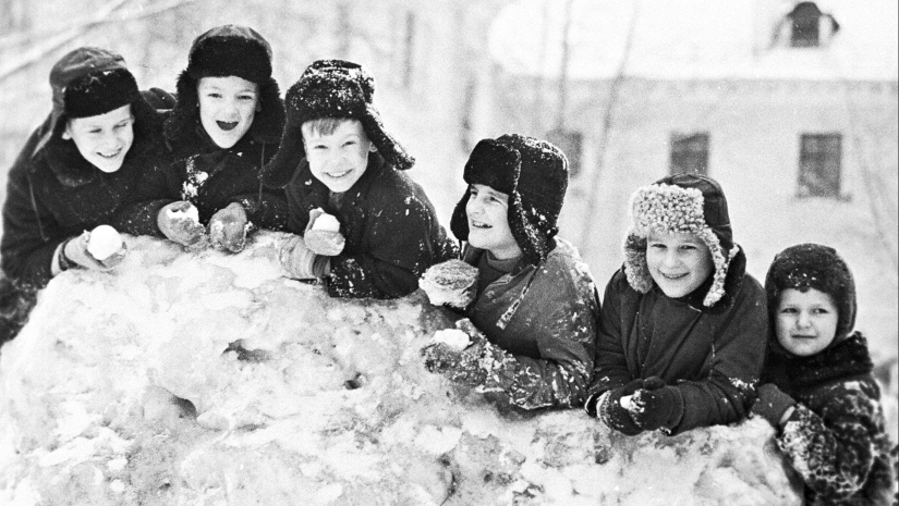 Winter in Soviet retro photos Winter in Soviet retro photos