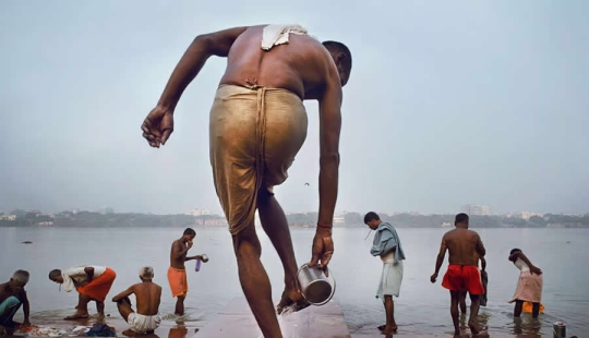 10 Amazing Visual Story Winning Photos From The Independent Photographer Awards 2025 10 Amazing Visual Story Winning Photos From The Independent Photographer Awards 2025