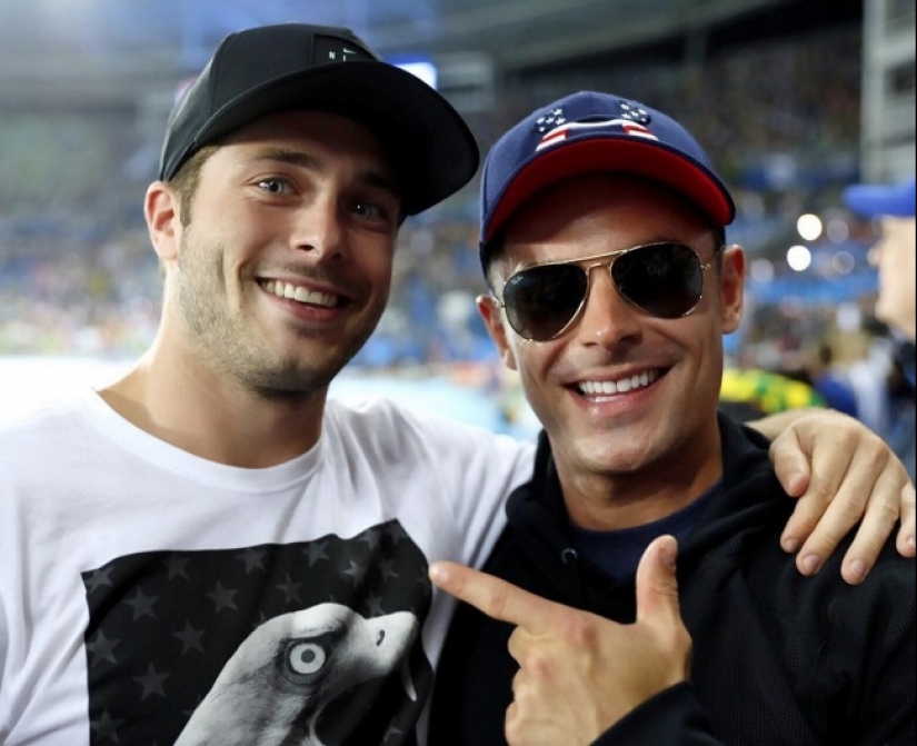 10 celebridades que se enfrentan con sus copias