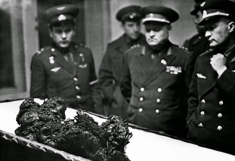 10 creepy photos and the stories behind them 10 creepy photos and the stories behind them