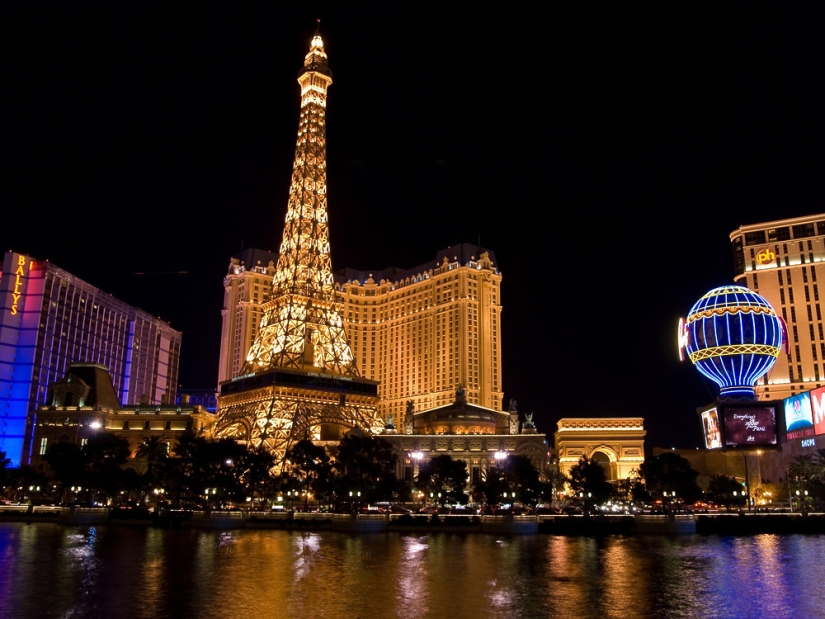 10 facts about the Eiffel tower 10 facts about the Eiffel tower