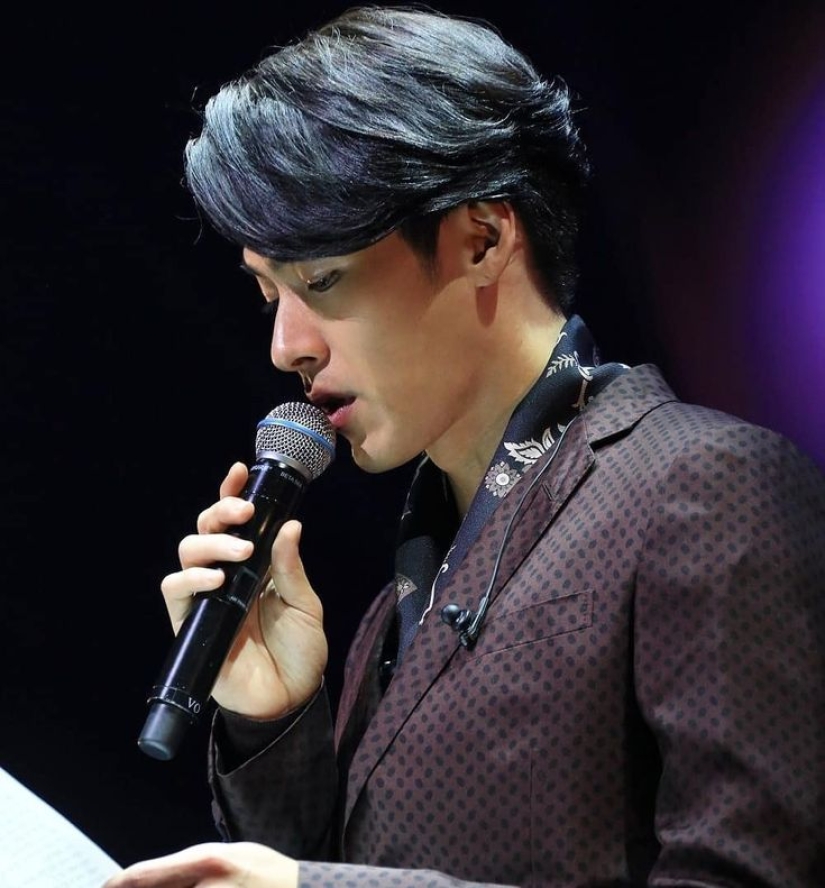 10 Korean Actors Who Are Talented Singers Too: Hyun Bin, Seo In-Guk, Jo Jung-suk