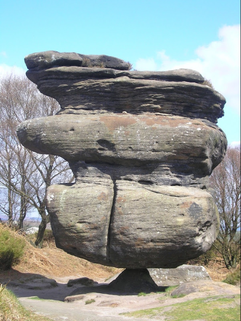 10 most famous balancing rocks the world 10 most famous balancing rocks the world