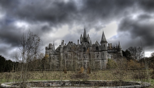 10 places abandoned by people 10 places abandoned by people