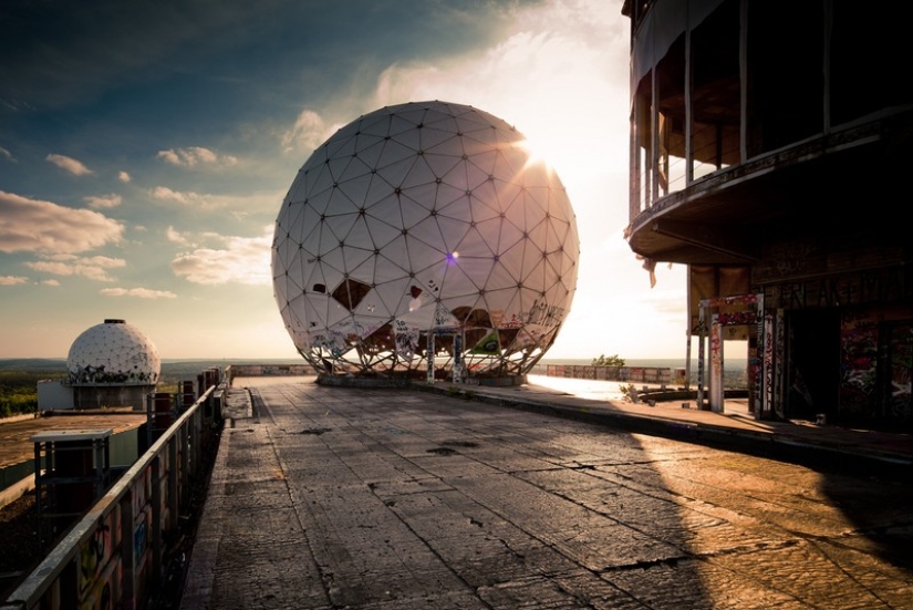 10 places abandoned by people 10 places abandoned by people