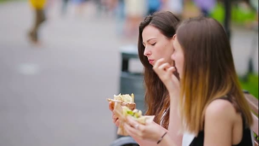10 prohibiciones inusuales que pueden encontrar los turistas