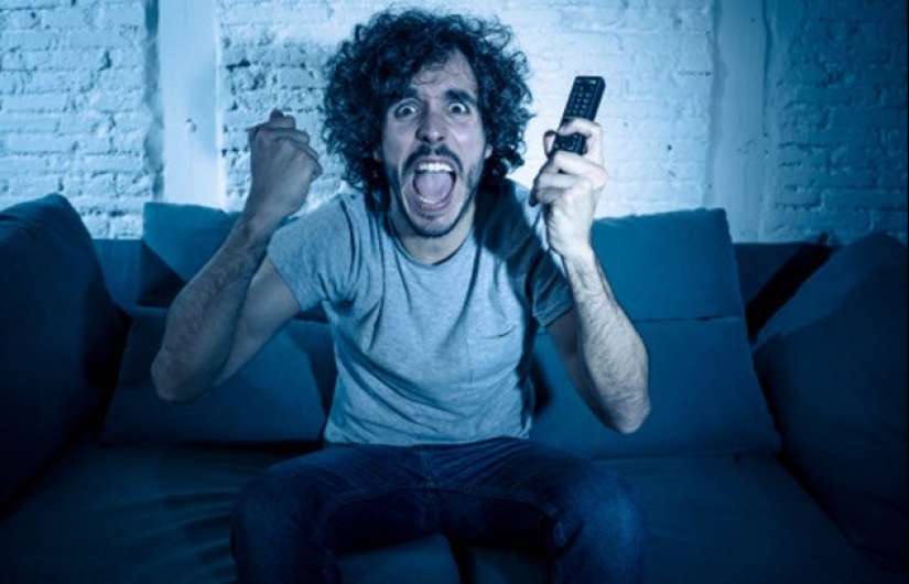 10 razones por las que quieres comer todo el tiempo, y cómo lidiar con ello