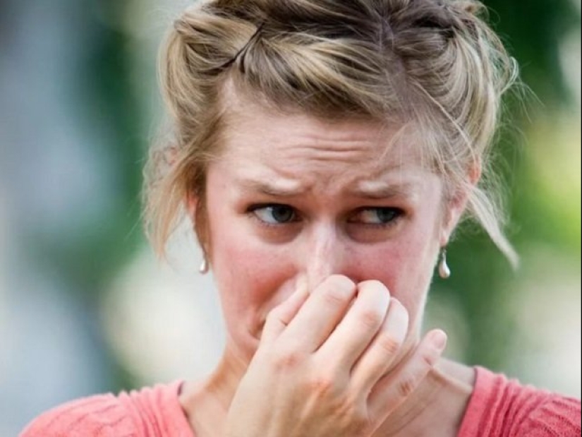 10 things that infuriate almost all lovers during their life together 10 things that infuriate almost all lovers during their life together