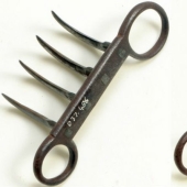 10 types of the most effective cold weapons that you should stay away from 10 types of the most effective cold weapons that you should stay away from