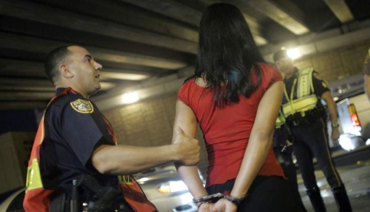 10 unusual prohibitions that tourists may encounter