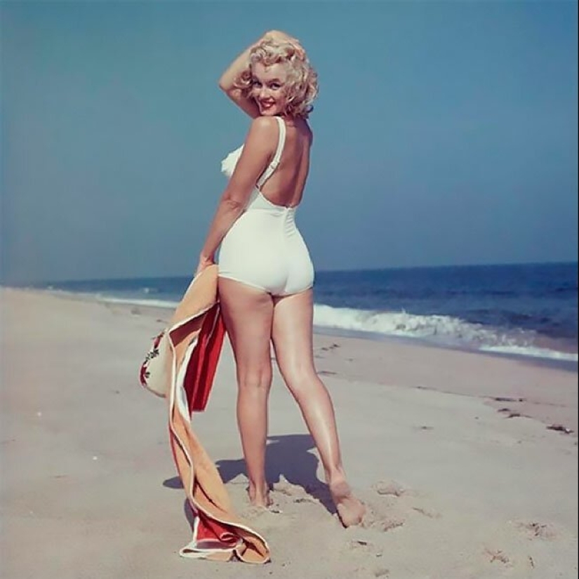 11 photos of charming Marilyn Monroe by photographer Sam Shaw 11 photos of charming Marilyn Monroe by photographer Sam Shaw