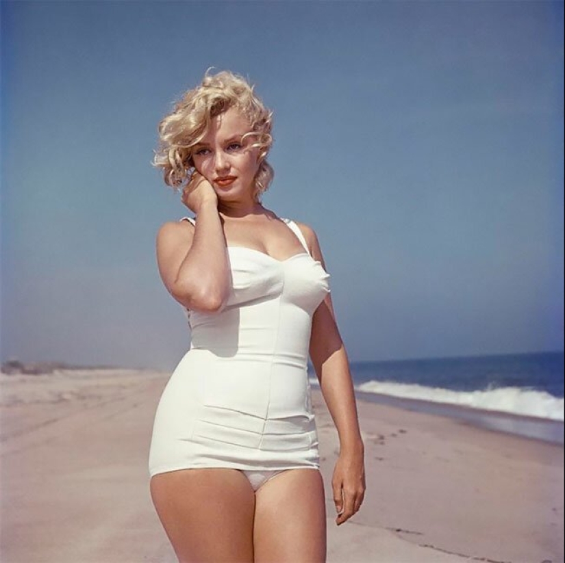 11 photos of charming Marilyn Monroe by photographer Sam Shaw 11 photos of charming Marilyn Monroe by photographer Sam Shaw