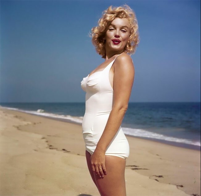 11 photos of charming Marilyn Monroe by photographer Sam Shaw 11 photos of charming Marilyn Monroe by photographer Sam Shaw