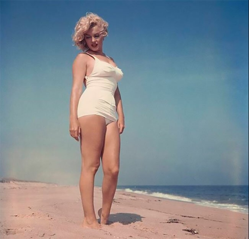 11 photos of charming Marilyn Monroe by photographer Sam Shaw 11 photos of charming Marilyn Monroe by photographer Sam Shaw