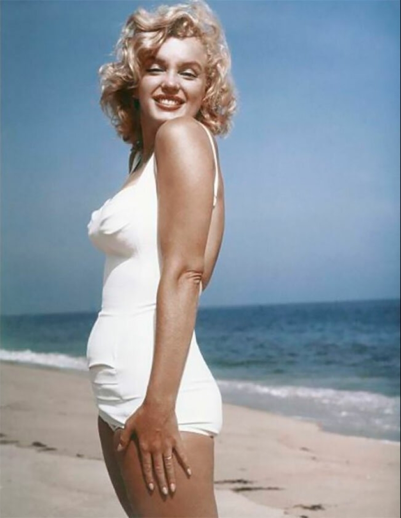11 photos of charming Marilyn Monroe by photographer Sam Shaw 11 photos of charming Marilyn Monroe by photographer Sam Shaw