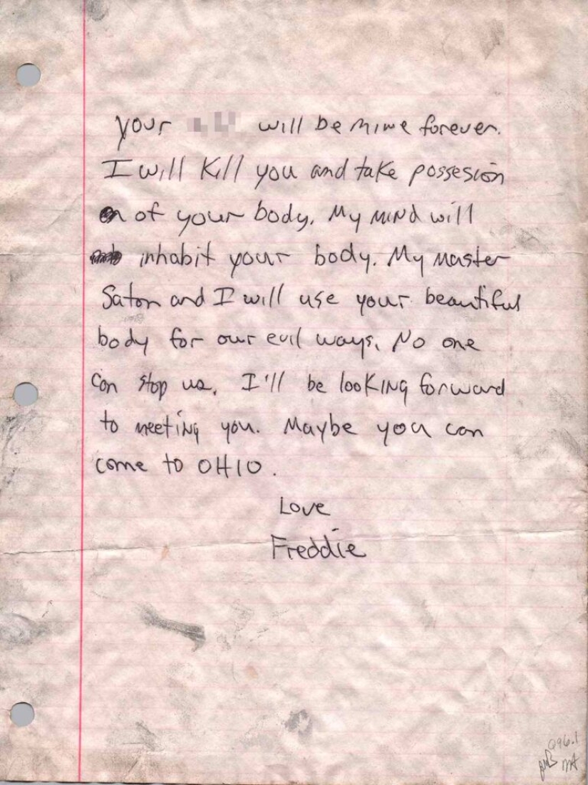 12 años de terror: Cómo Eva LaRue de CSI luchó contra un acosador