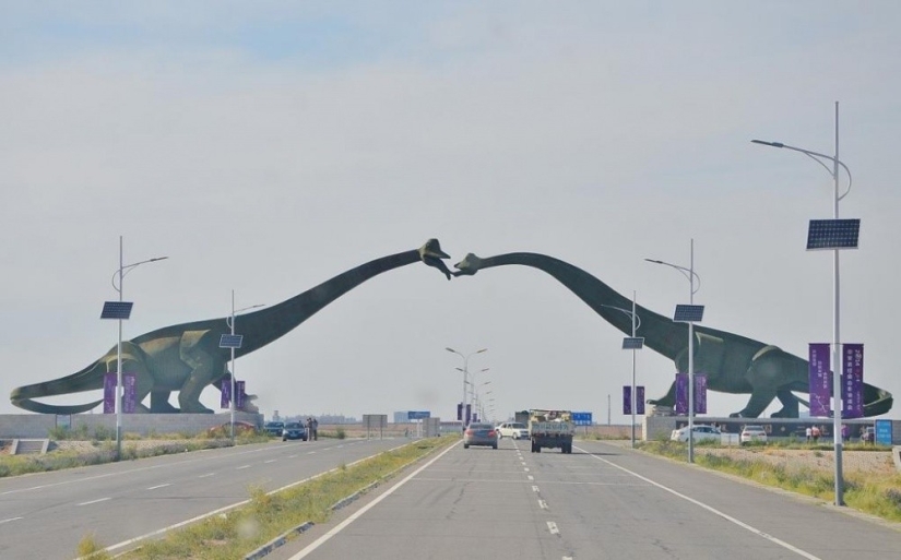 12 Borders Between Countries That Break All Stereotypes