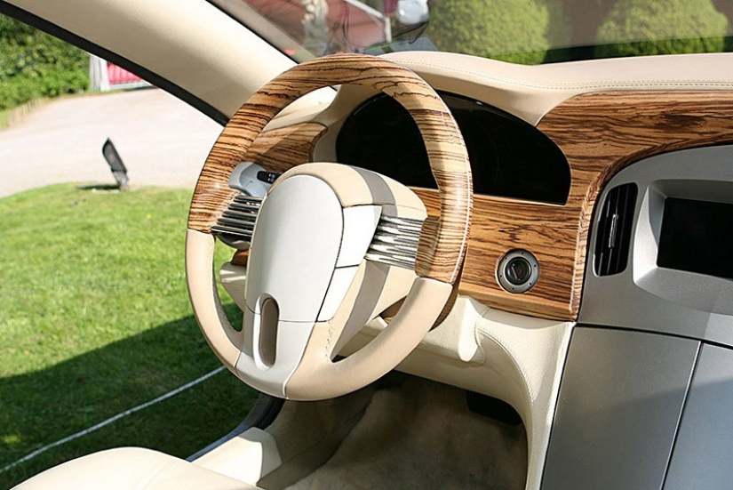 12 de los coches más extraños que el mundo ha visto