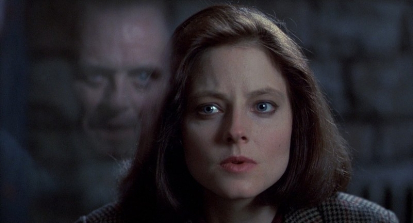 12 horror movies that are better not to watch at night