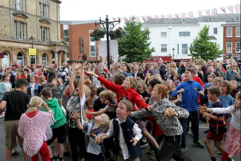 12 increíbles tradiciones inglesas que te sorprenderán