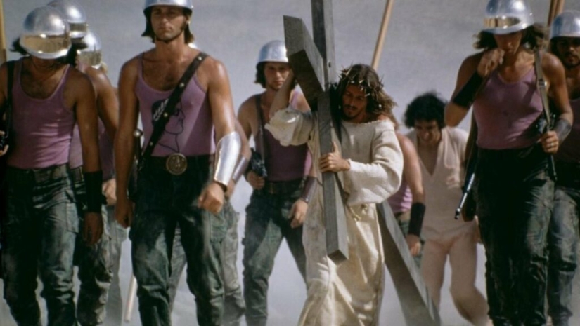 12 Powerful Films About the Life of Jesus Christ: From Classics to Arthouse 12 Powerful Films About the Life of Jesus Christ: From Classics to Arthouse