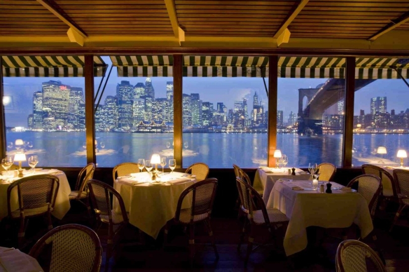12 restaurants where you will not have time to eat