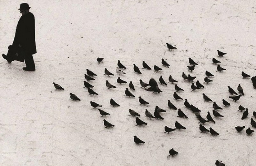 12 Timeless Black and White Photographs That Showcase the Genius of Legendary Photographers