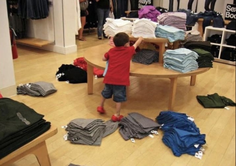 13 fotos sobre compradores que todos los vendedores odian. Admítelo, ¿tú también haces eso?