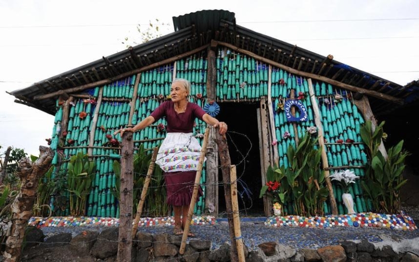 13 houses made of strange building materials