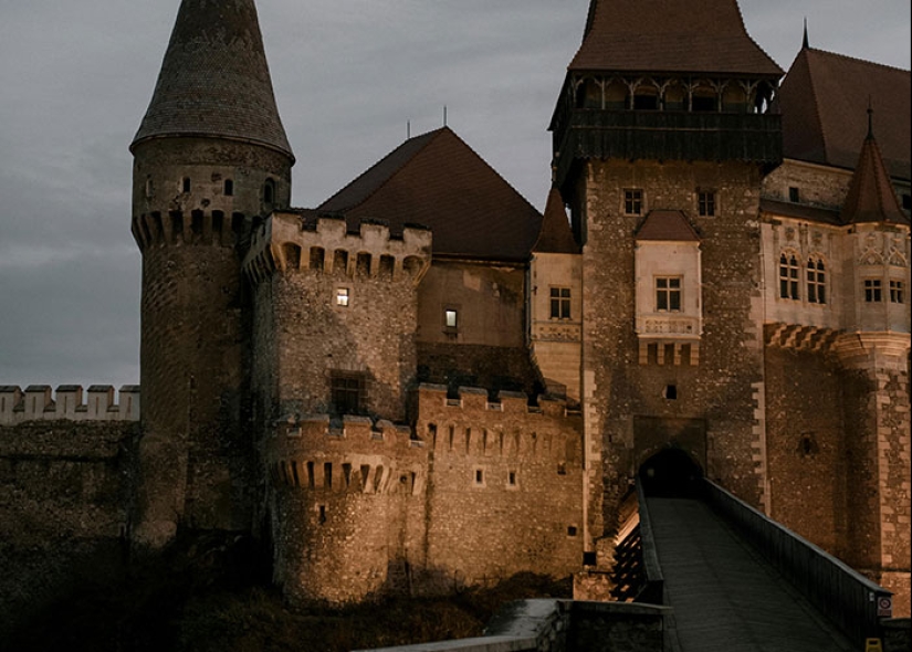 13 People Share What’s The Myth That Many Foreigners Still Accept As Reality About Their Country 13 People Share What’s The Myth That Many Foreigners Still Accept As Reality About Their Country