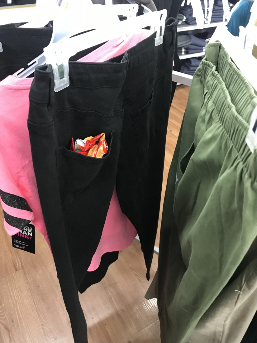 13 photos about buyers that all sellers hate. Admit it, do you do that too? 13 photos about buyers that all sellers hate. Admit it, do you do that too?