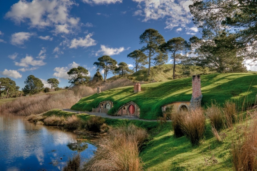 15 non-touristic places where the real character of each country is visible 15 non-touristic places where the real character of each country is visible
