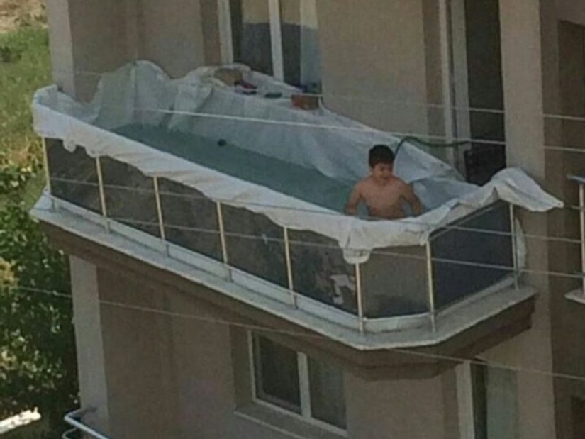 15 photos of people who can find a way out of any situation 15 photos of people who can find a way out of any situation