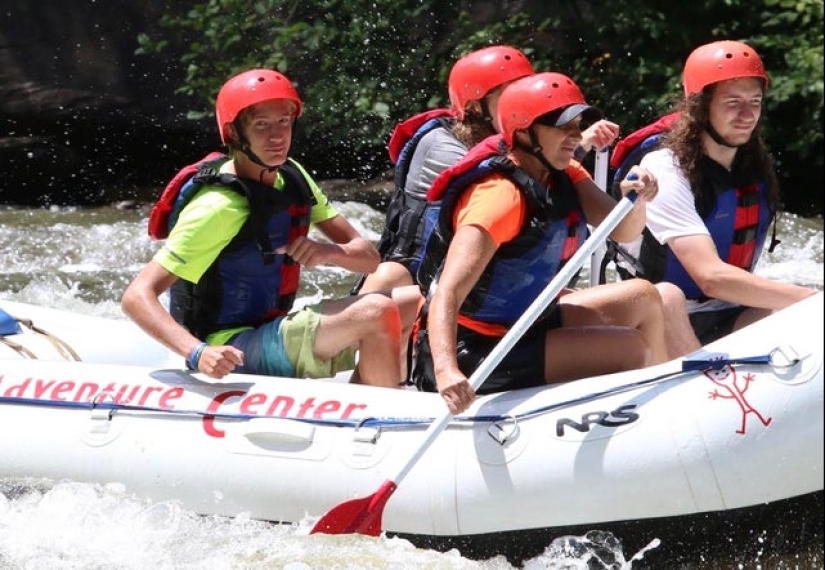 15 pranksters, which in hell prepared a separate boiler 15 pranksters, which in hell prepared a separate boiler