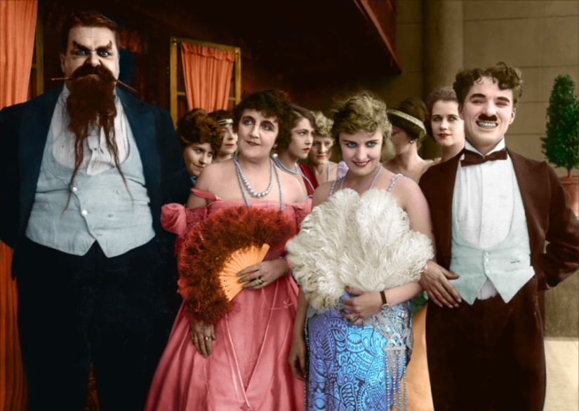 15 rare colored photos of Charlie Chaplin made in the 1910-1930 years