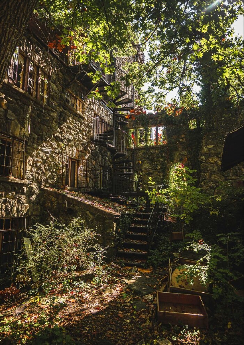 16 imágenes que muestran cómo la naturaleza se apodera de una civilización perdida 16 imágenes que muestran cómo la naturaleza se apodera de una civilización perdida