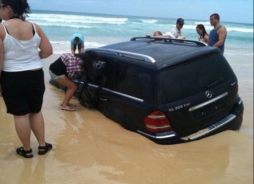 16 incarnations of the phrase " lucky as a drowned man»