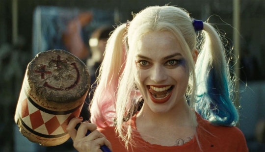 16 más caliente de gifs de Margot Robbie, que hará que su corazón lata más rápido