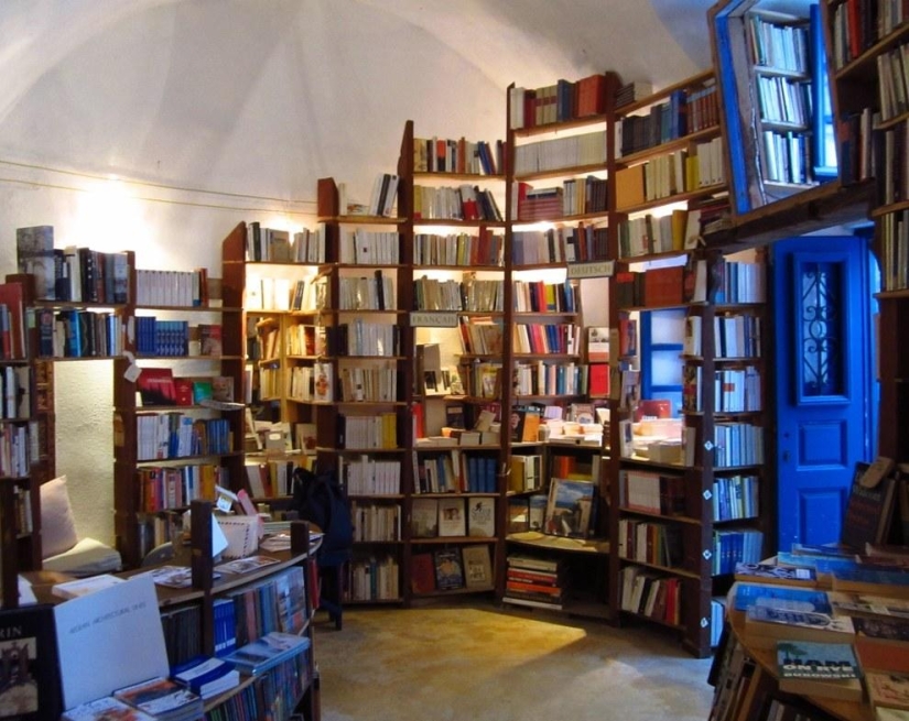 17 librerías que rompen los estereotipos