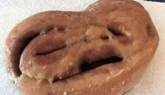 18 Images So Weird They Need Jesus, As Shared By The “Weird Images Worth Seeing” Online Group 18 Images So Weird They Need Jesus, As Shared By The “Weird Images Worth Seeing” Online Group