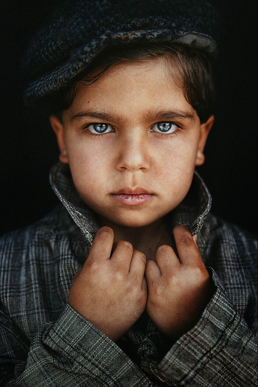 18 Intense Portraits By A Photographer Who Knows How To Capture A Story In A Single Look