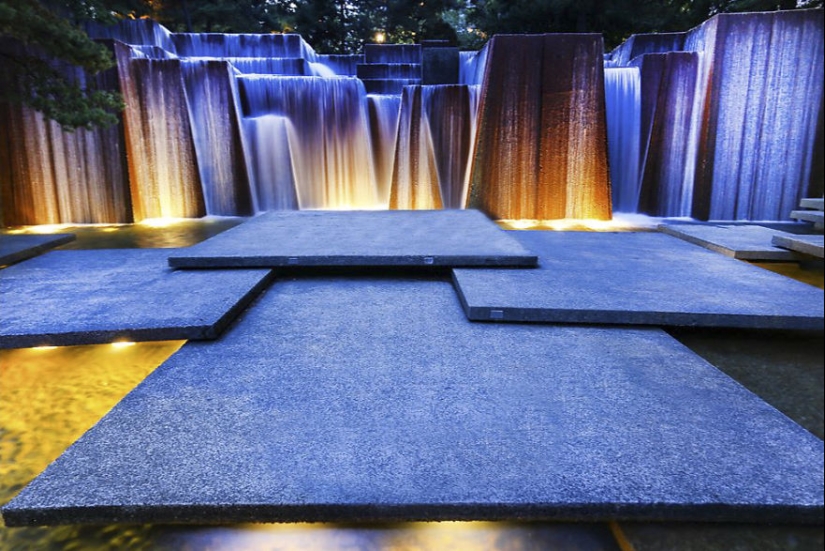 19 amazing fountains you haven't seen yet